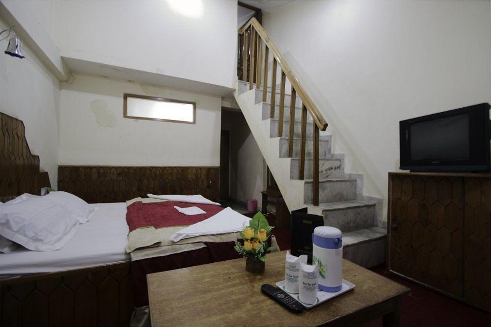 The Shivalik Hotel Manāli Exterior foto