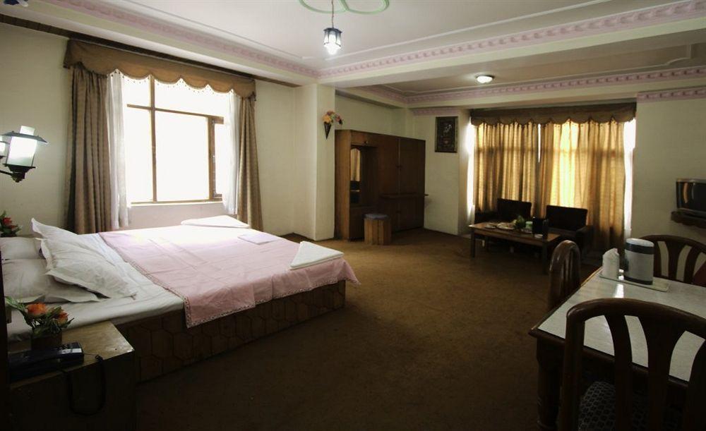 The Shivalik Hotel Manāli Exterior foto