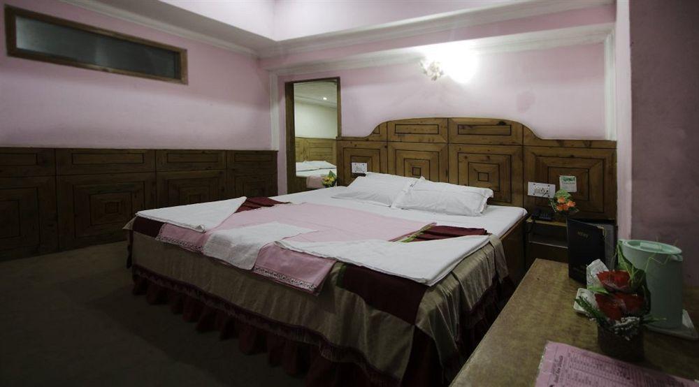 The Shivalik Hotel Manāli Exterior foto