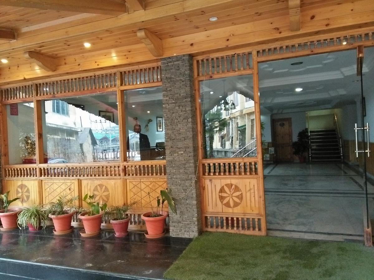 The Shivalik Hotel Manāli Exterior foto