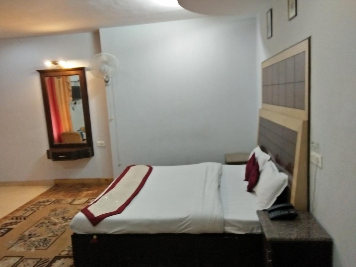 The Shivalik Hotel Manāli Exterior foto